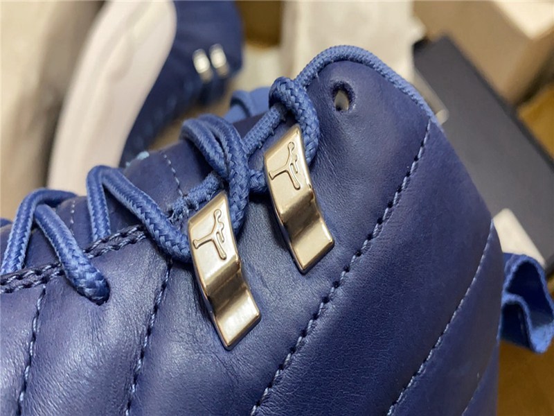 Air Jordan 12(130690-404 )